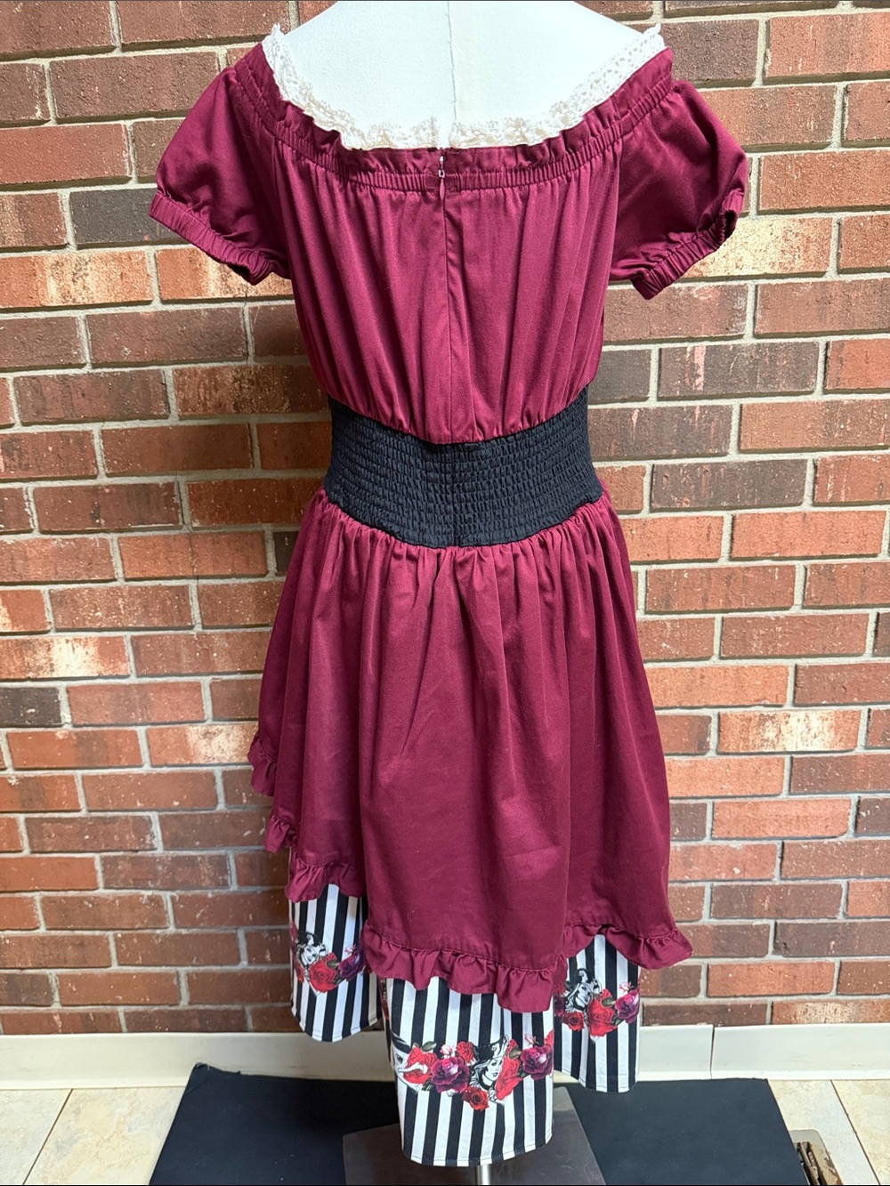 The Dress Shop Disney Pirates of the Caribbean Pirate Red Lace-up Dress Size S - Picture 5 of 13